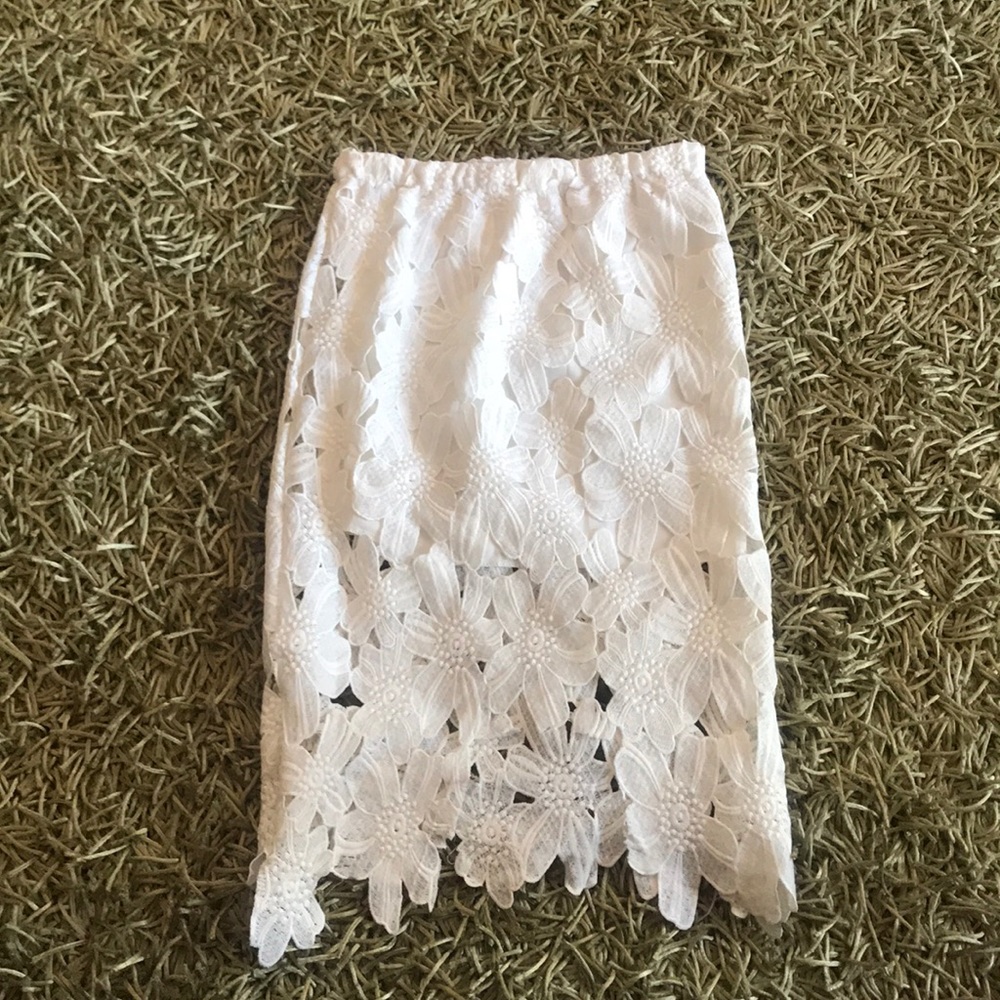 High waisted pencil skirt